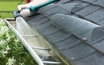 Llanfairfechan gutter cleaning costs