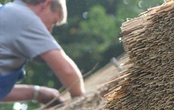 professional Llanfairfechan thatchers